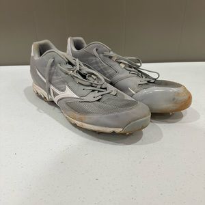 Pro Baseball Cleats (men’s 15)